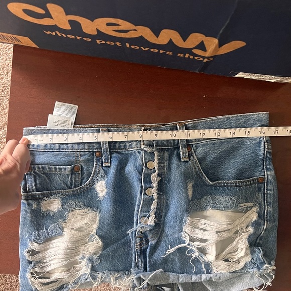 Levi's Blue Distressed Jean Shorts 501 - Picture 7 of 7